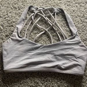 Lululemon Free to Be Bra